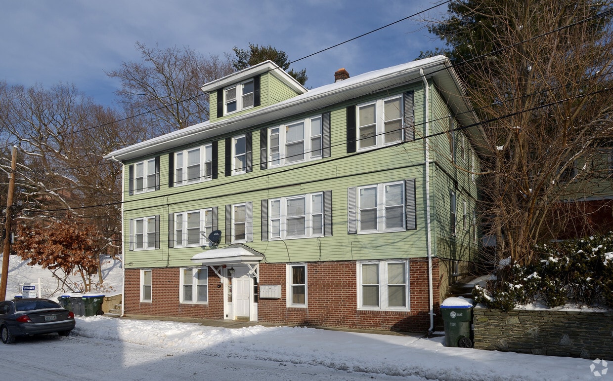 Primary Photo - 88 Garfield Ave