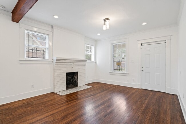 Foto del edificio - 930 N Evergreen St