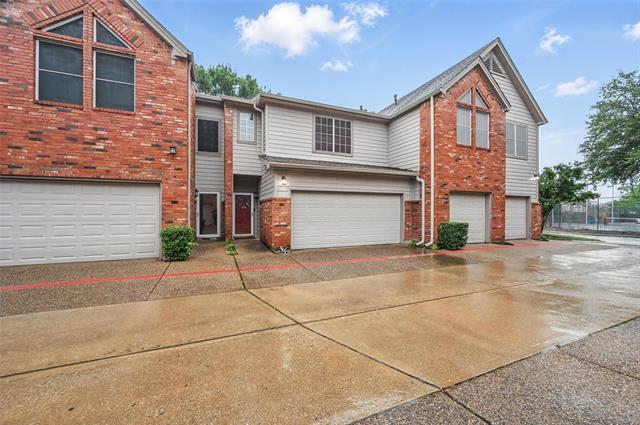 Foto principal - 18240 Midway Rd