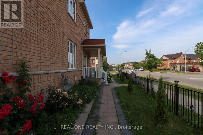 Building Photo - 4302 Trail Blazer Way
