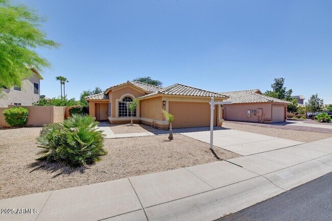 Foto del edificio - 7409 W Crest Ln