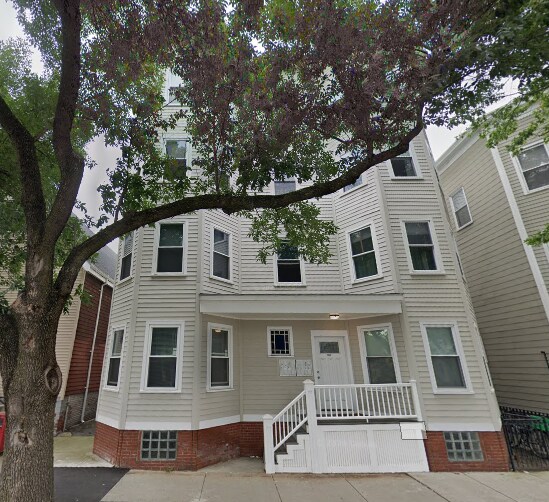 Building Photo - 167 Hampshire St