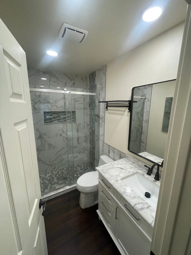 Foto del edificio - 7574 Goode St