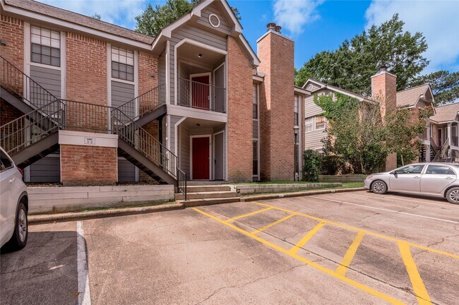 Foto del edificio - 2401 Sycamore Ave