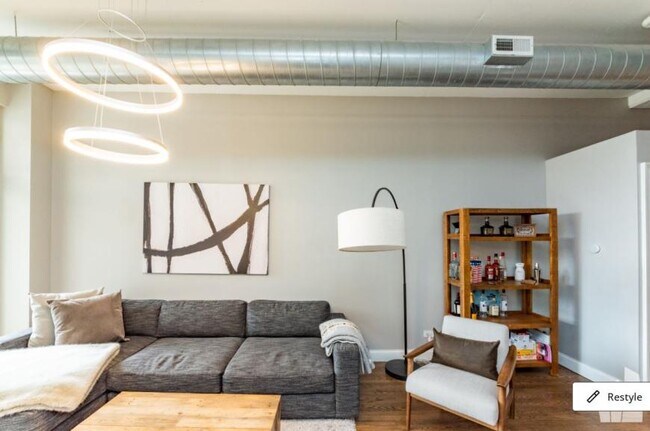 Foto del edificio - 2 bedroom in Chicago IL 60607