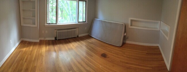 Bedroom #4 - 6 Rock Glen Circle