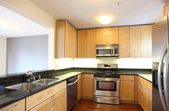 Kitchen - 3215 21st St