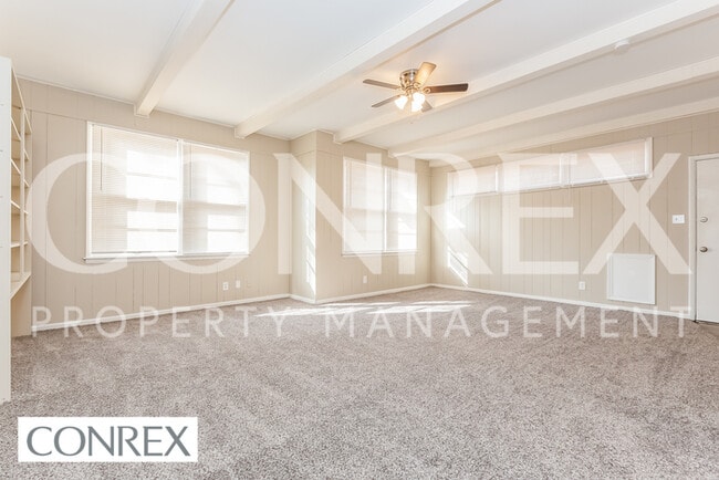 Building Photo - Charming Home in Huntsville!