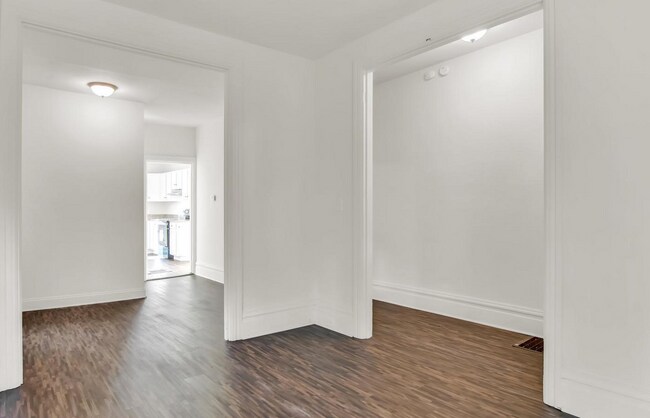 Foto del edificio - Coming Soon - 3 Bedroom 1.5 bath located i...