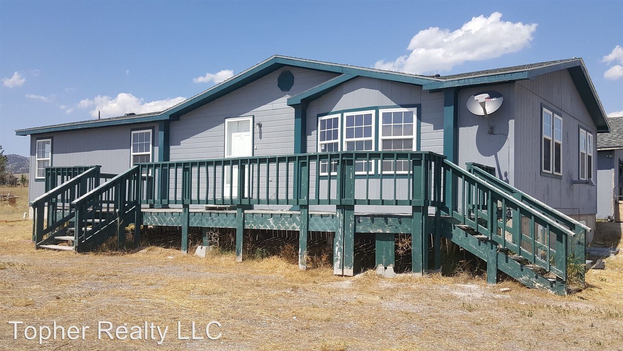 Primary Photo - 5 br, 3 bath House - 8550 Applegate Dr.
