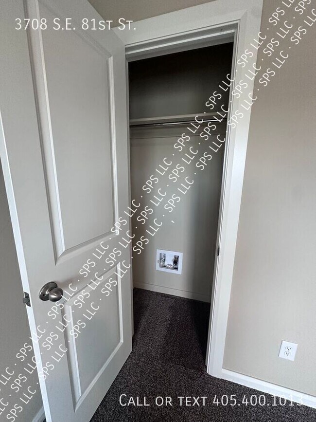 Foto del edificio - 3708 SE 81st St