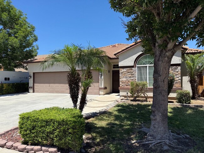 Foto del edificio - 4-bedroom single story in Sylvan School District!