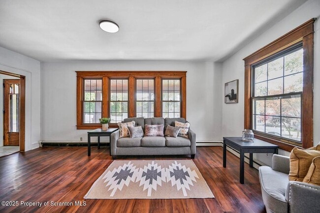 Building Photo - 309 Park Ave