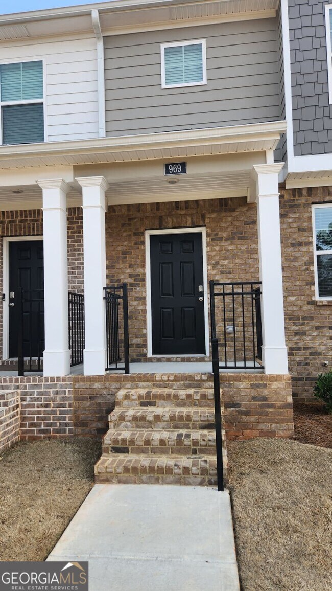 Building Photo - 969 Cades Walk