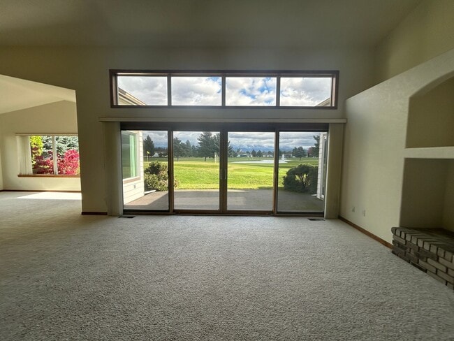 Building Photo - Beautiful Home on Village Greens with Vaulted Ceilings~A rare find!