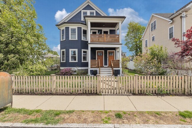Building Photo - 248 Roslindale Ave