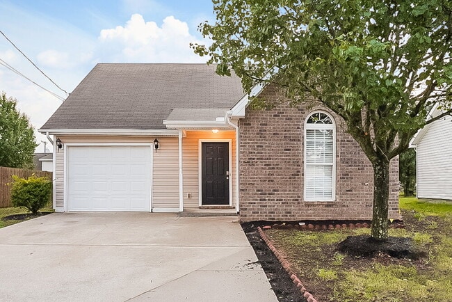Building Photo - 152 Dreville Dr