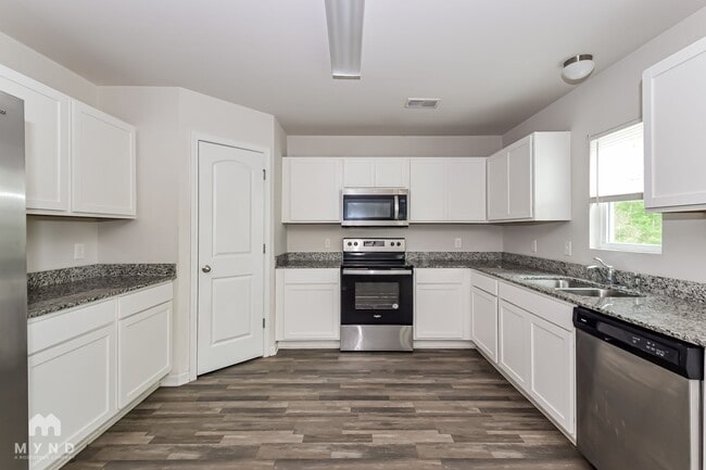 Building Photo - 238 Anglers Edge Dr