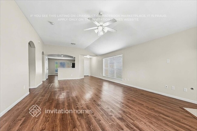 Building Photo - 6002 Deep S Dr