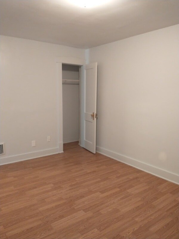 Building Photo - 166 Crowley Ave