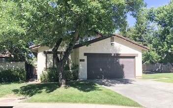 Building Photo - 758 Coffeeberry Ln