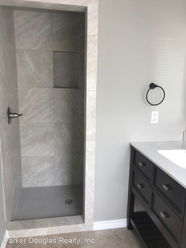 Foto del edificio - 3 br, 2 bath House - 1547 Ranger Hwy.
