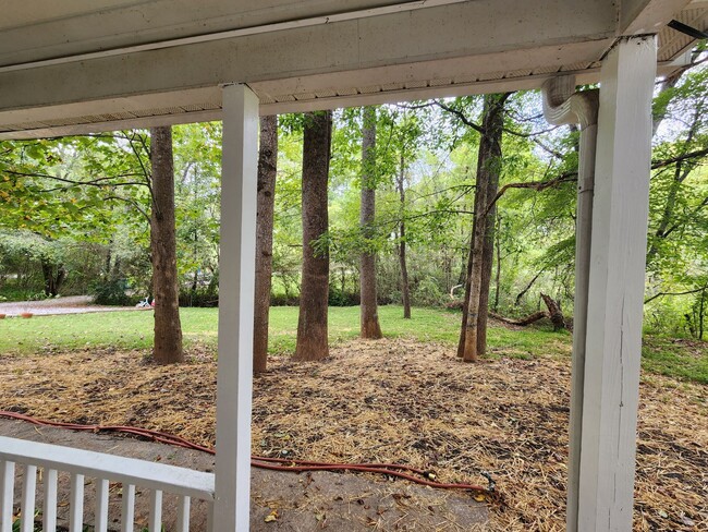 Building Photo - 30 Robinson Cove Rd