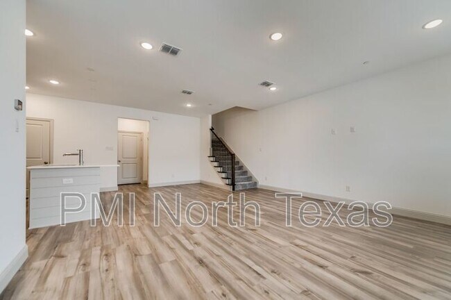 Building Photo - 7367 Panicum Dr