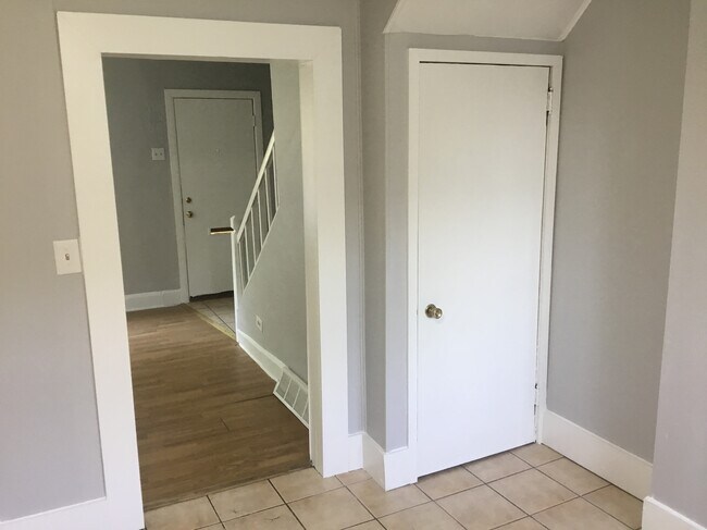 Foto del edificio - 1705 W 15th St