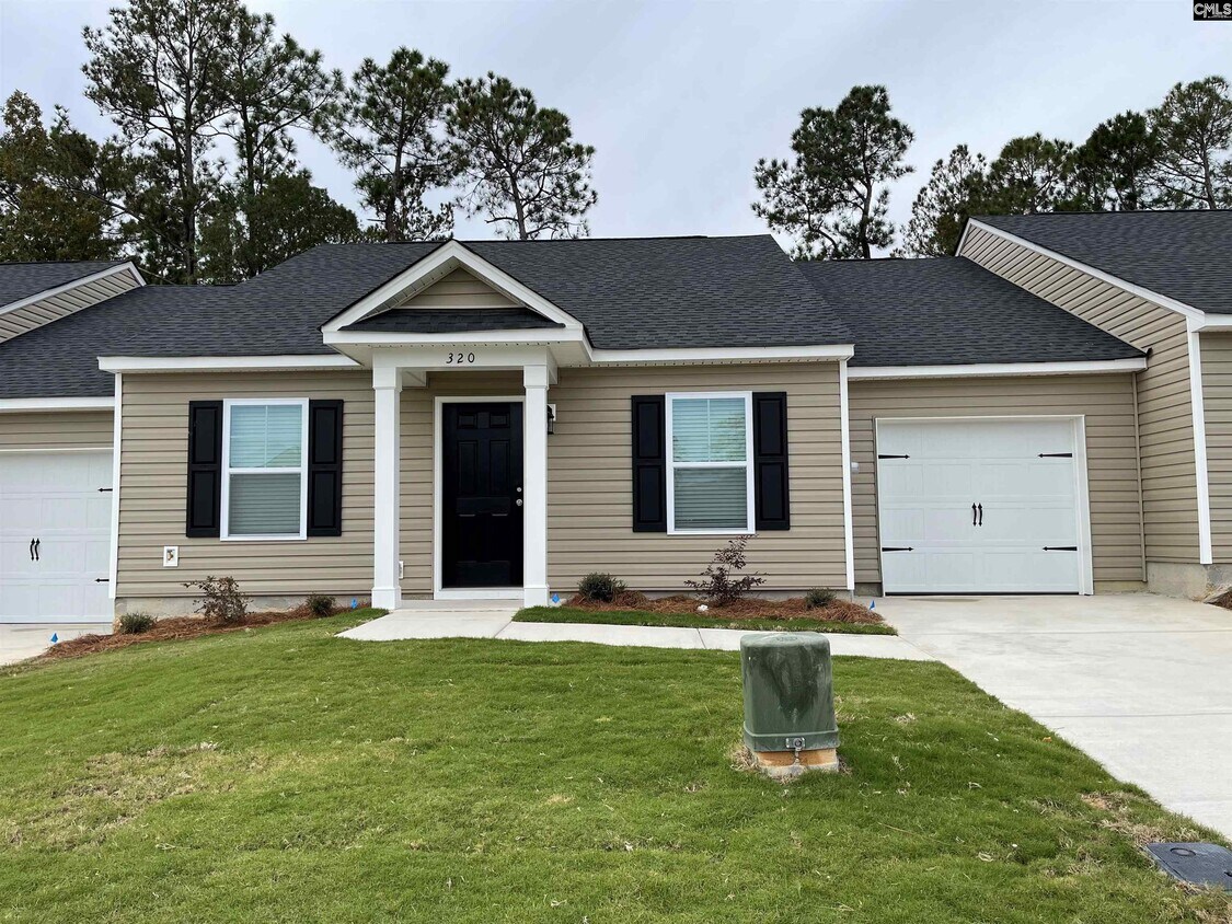 Foto principal - 320 Jubilee Clock Dr