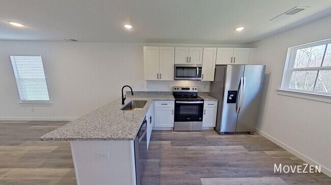 Foto del edificio - 277 Vanderbilt Rd