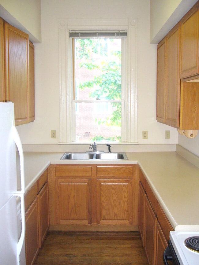 Building Photo - 1205 Wertland St