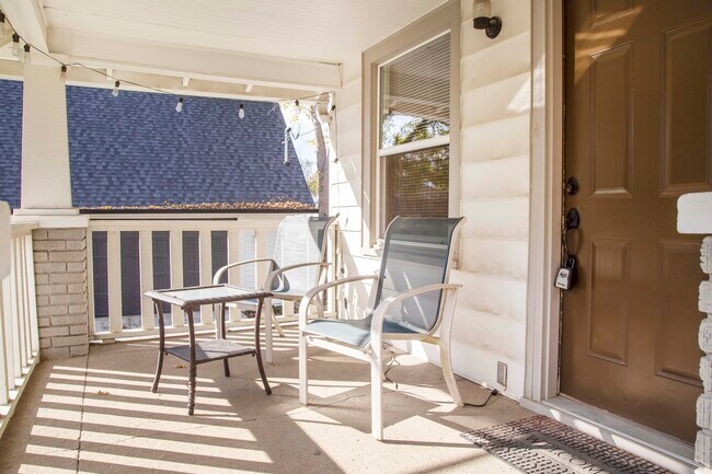 Photo - 2422 E 13th Street House