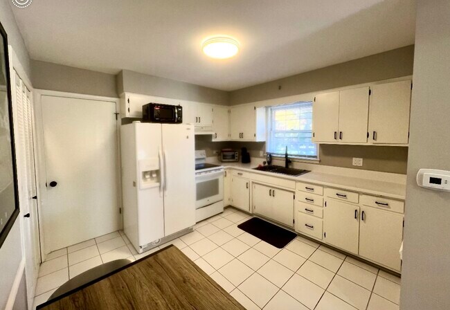 Foto del edificio - 104 Michigan Ave