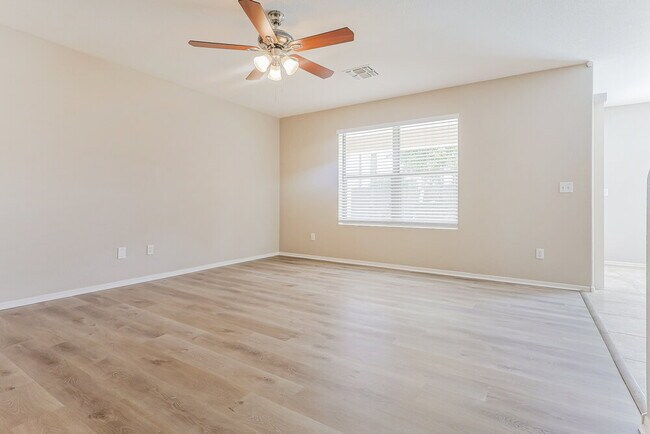 Foto del edificio - 2325 E Palm Beach Dr