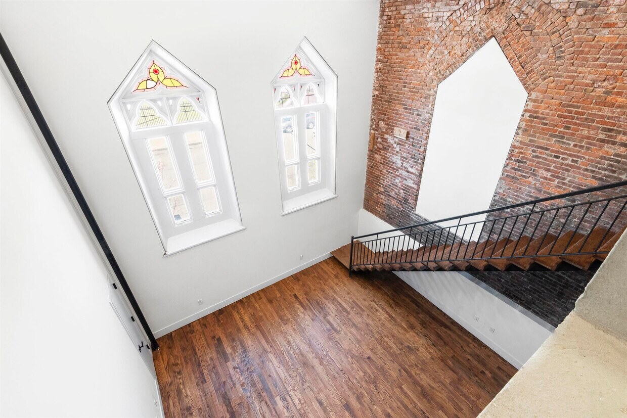 Foto principal - 380 Montgomery St