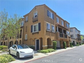 Building Photo - 22919 Mariposa Ave