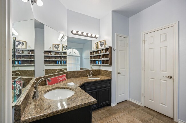 Building Photo - 3011 Rustic Gardens Dr