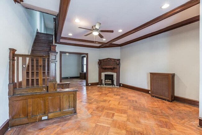 Foto del edificio - 5425 Cedar Ave