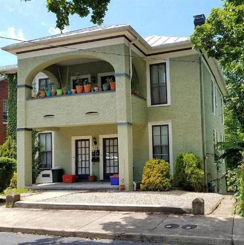 108 Fayette St Unit C, Staunton, VA 24401 Apartments in Staunton, VA