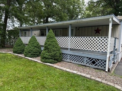 Building Photo - Ask about available financing