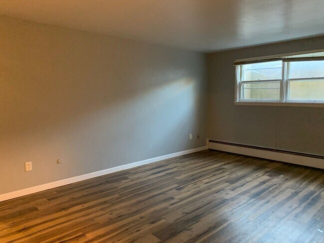 Building Photo - 114 Espanola