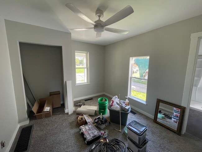 Bedroom - 407 W Boston St