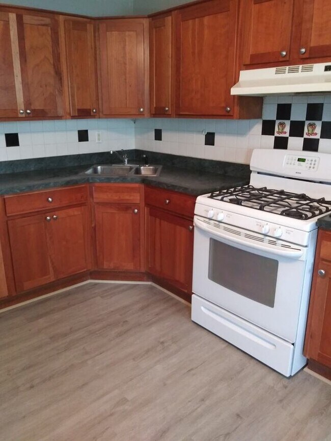 Foto del edificio - 2116 W 32nd St