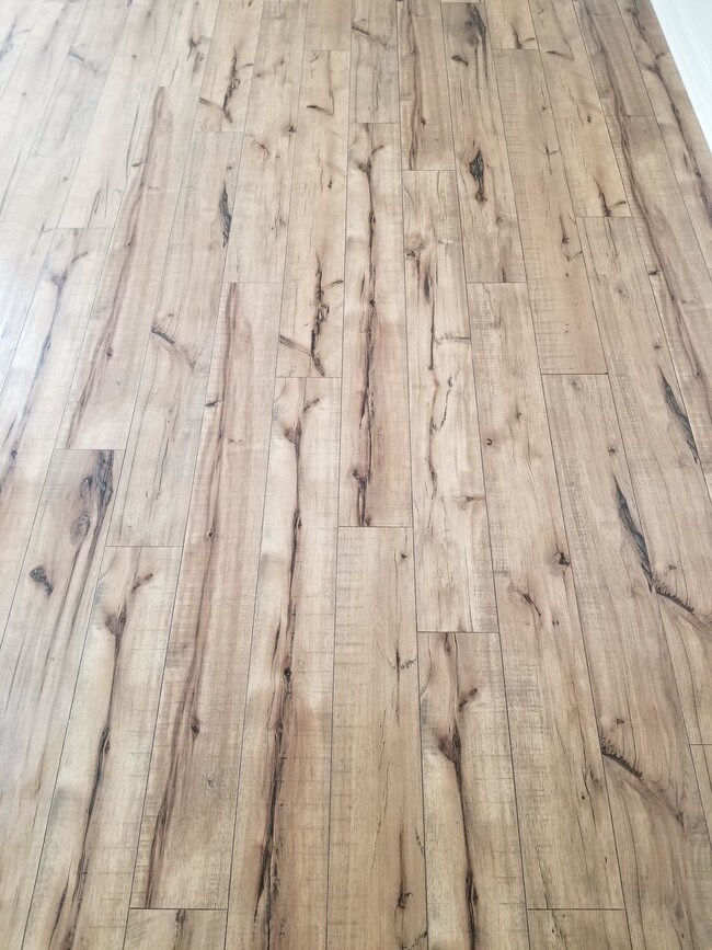 Building Photo - 4 Pheasant Ln