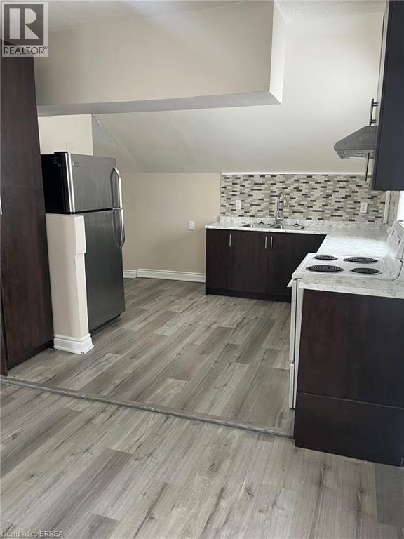 Building Photo - 153 Albion St