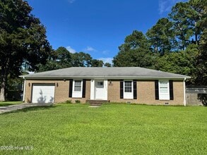 Building Photo - 610 Winchester Rd