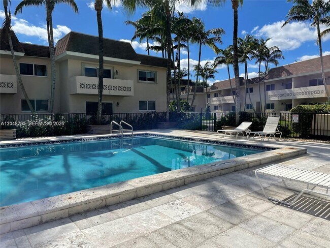 Building Photo - 14500 SW 88th Ave
