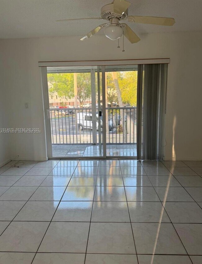 Building Photo - 8750 Royal Palm Blvd