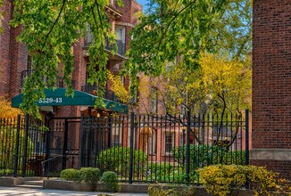 Building Photo - 5327 S Harper Ave